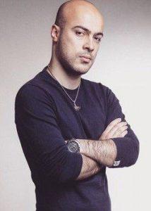 بیوگرافی اسامی خوانندگان مطرح گیلان 3 photo 2024 09 16 20 11 08 214x300 - بیوگرافی اسامی خوانندگان مطرح گیلان